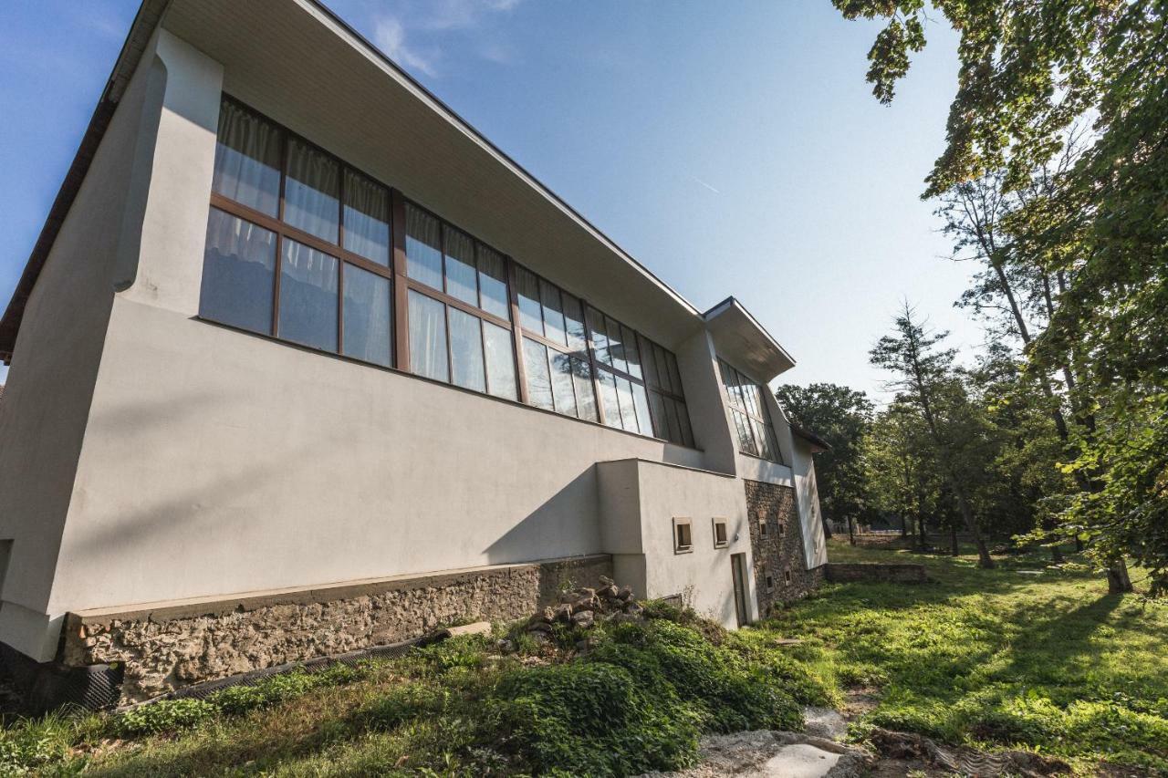 Pivovar A Penzion Grasel Cesky Rudolec Exterior photo
